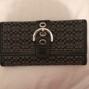 Coach wallet